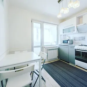 Апартаменты 1 50m2 Center Of Obolon Metro Station Minska, Киев